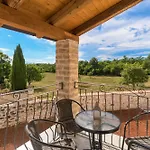 Lucy, A Mediterranean Rustic Haven, Pet Friendly