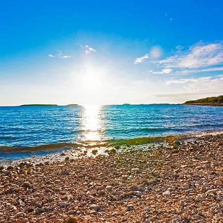 Lucy, A Mediterranean Rustic Haven, Pet Friendly