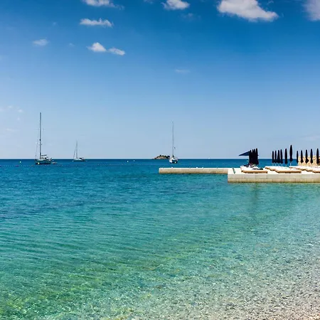 Lucy, A Mediterranean Rustic Haven, Pet Friendly Prázdninový dům Matulini