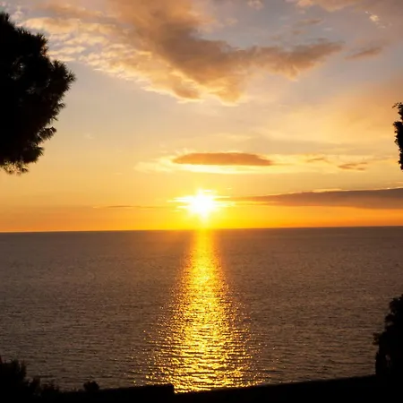 Lucy, A Mediterranean Rustic Haven, Pet Friendly Prázdninový dům Matulini